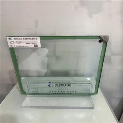 Isokokoinen tyhjiölasi